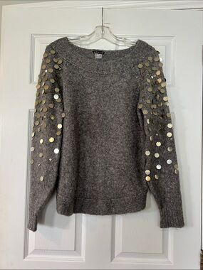 VENUS Gray Off-Shoulder Sweater with Gold Sequin Accents